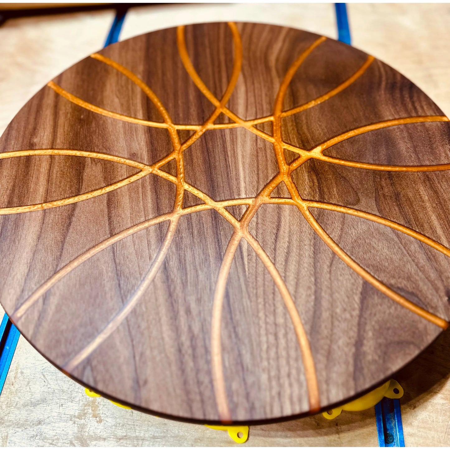 Lazy Susan 16" round - Walnut with Gold Epoxy Reigada Woodworking