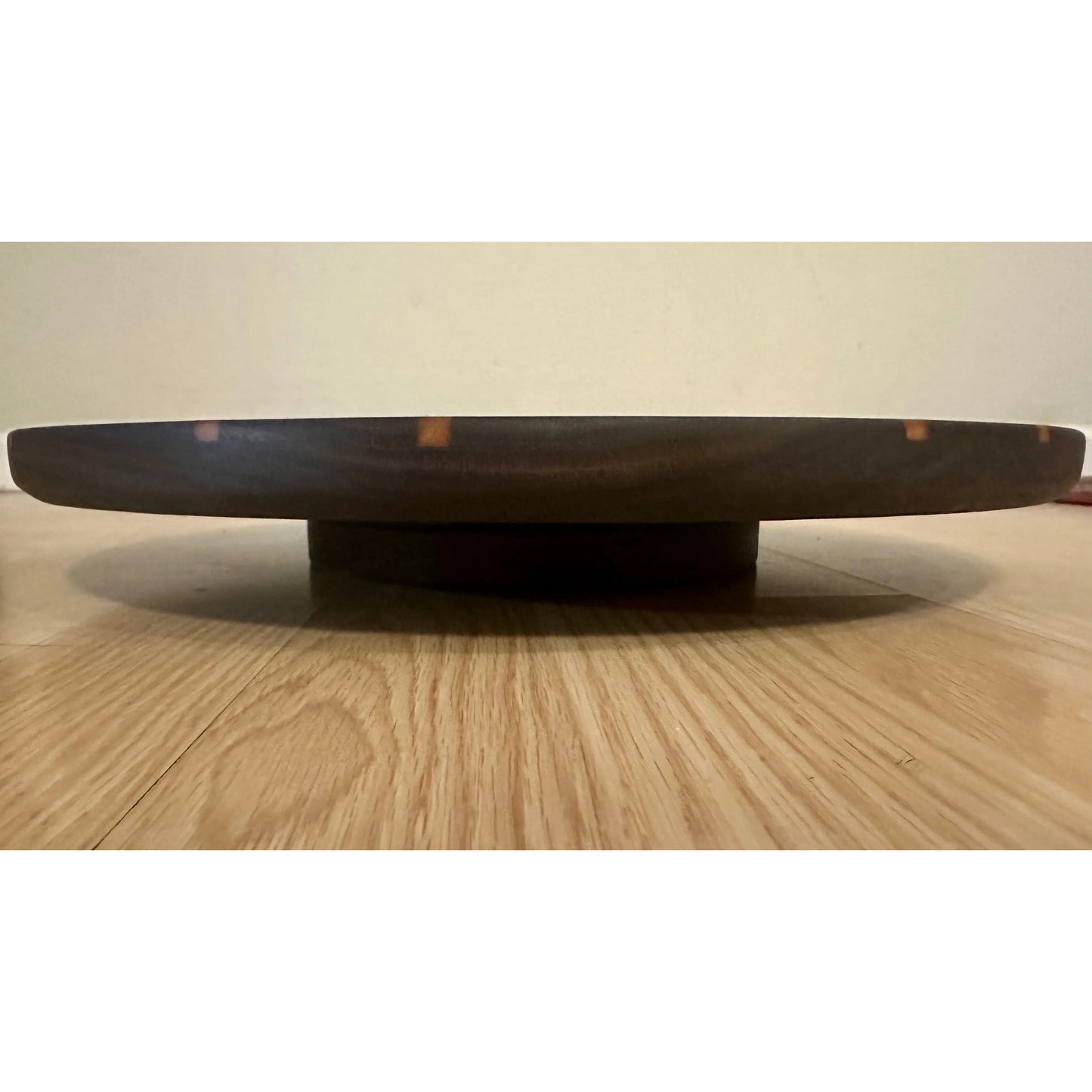 Lazy Susan 16" round - Walnut with Gold Epoxy Reigada Woodworking